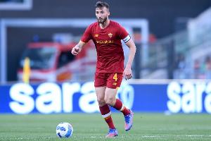 斯基拉:科莫商谈引进克里斯坦特,提供期限到2028年合同