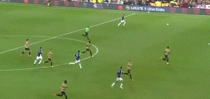 NG体育线上入口-【法甲】埃基蒂凯一度扳平 巴黎1比3客负朗斯遭首败