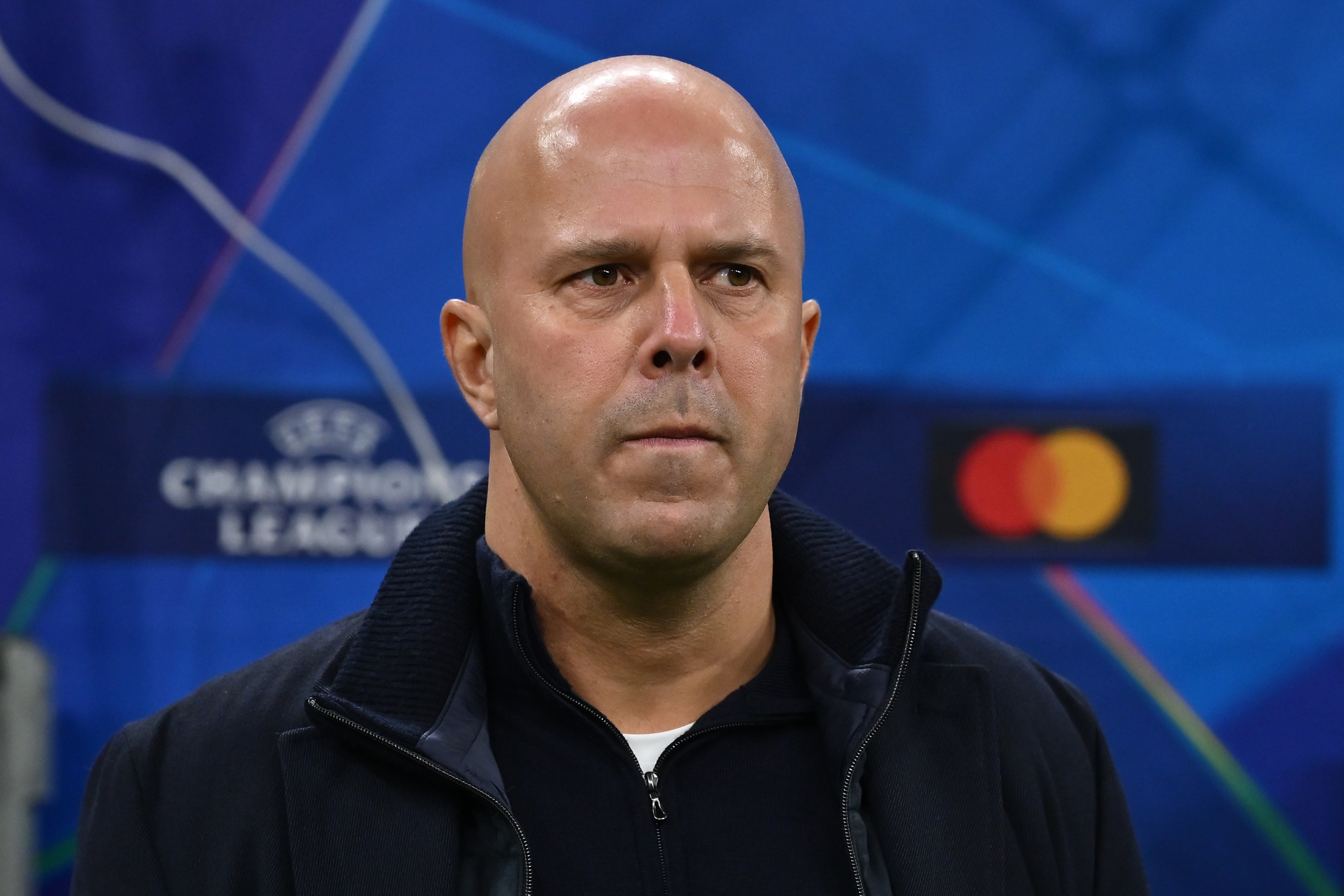 杰拉德：斯洛特不应再揪着对手低位防守的话题了，他应该解决问题