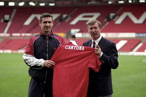 NG体育线上登陆-1992年埃里克·坎通纳签约曼联|英超|老照片_新浪体育_新浪新闻