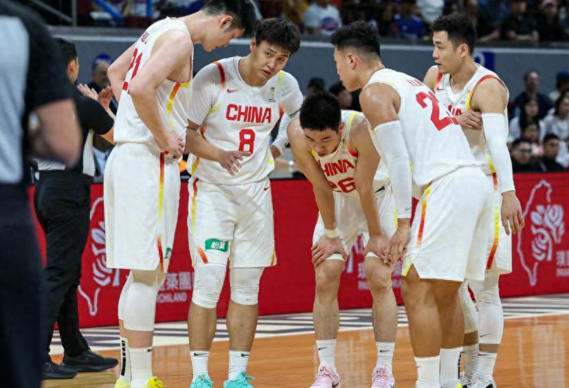 NG体育线上登陆-郭士强拿出杀手锏，男篮却诞生2个隐患！2人低迷或彻底告别国家队