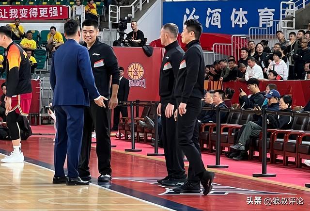 NG体育线上登陆-中国篮协:CBA季后赛计划安排6-7名外籍裁判员执裁半决赛和总决赛